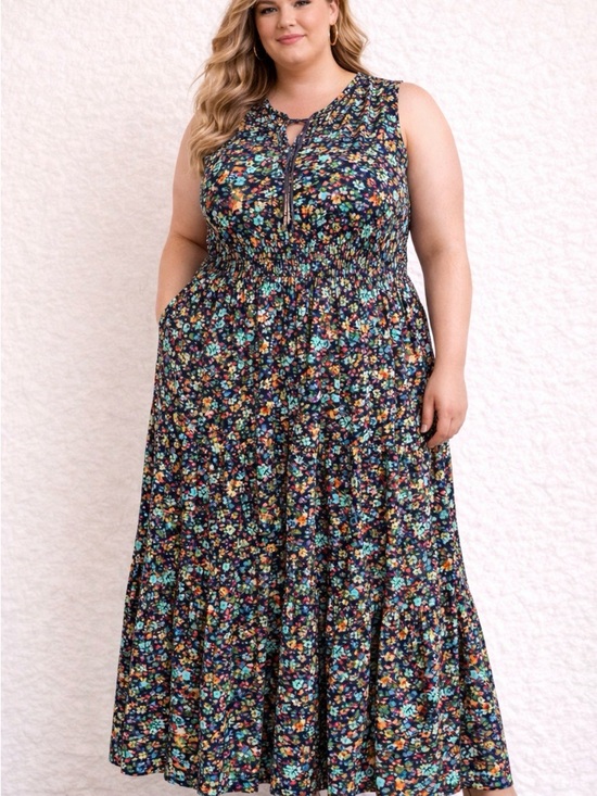 Skies Are Blue Dresses & Skirts - Skies are blue curvy 3x floral tiered maxi dress smocked sleeveless boho NWT
